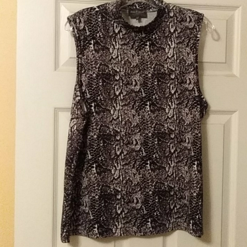 Casual tops